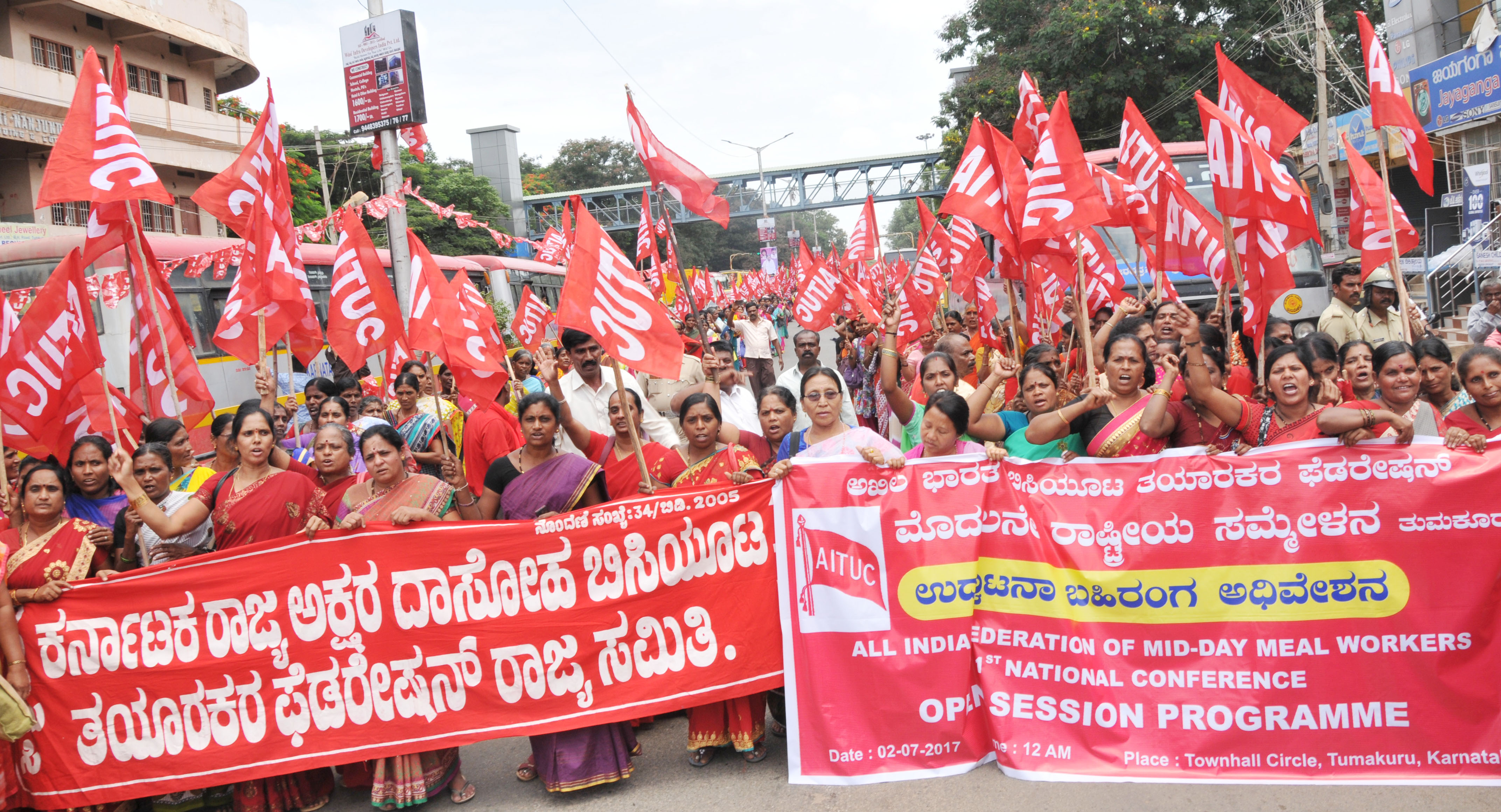 ಬಿಸಿಯೂಟ ನೌಕರರು ಸ್ವಯಂ ಸೇವಕರಲ್ಲ, ಕಾರ್ಮಿಕರು: ಅಮರಜಿತ್ ಕೌರ್